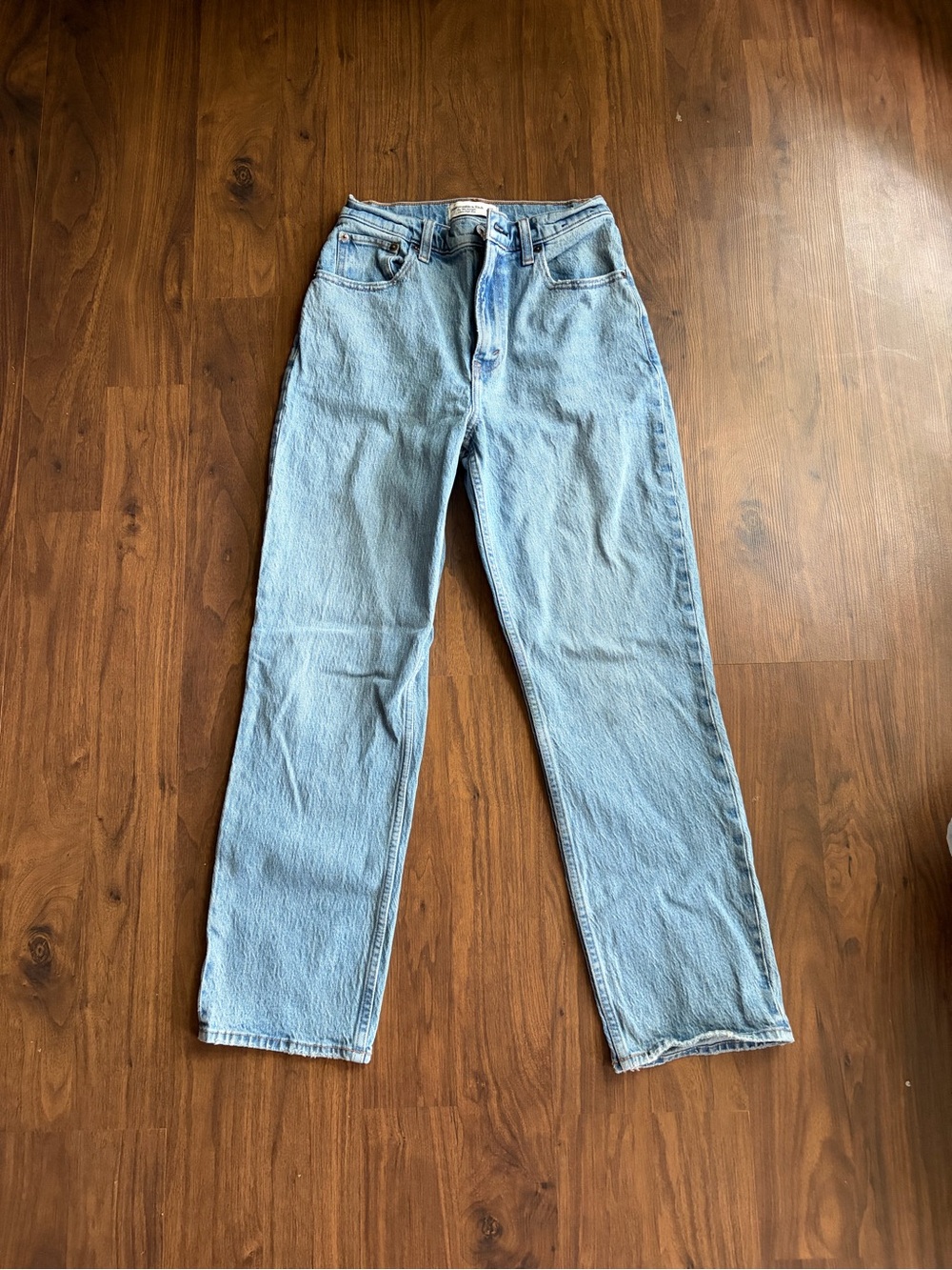Abercrombie & Fitch Light Blue Women’s Straight-Leg Jeans